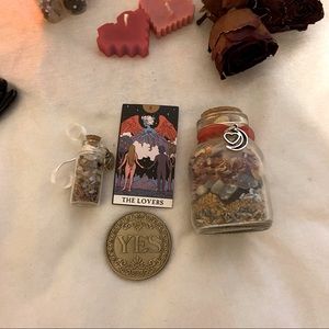 - Spell jar Come to me bottles & bonus crystal gift & lovers tarot sticker card